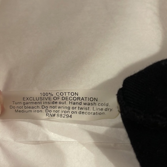 Super Cute Ornamented Halloween shirt 🎃 👻 🎃 - Picture 6 of 6